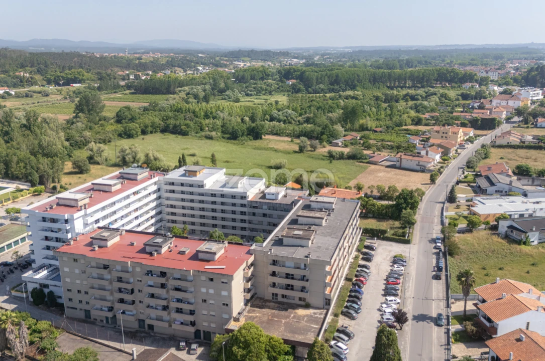 Apartamento T1 para Venda em Tamengos, Aguim e Óis do Bairro Foto 29