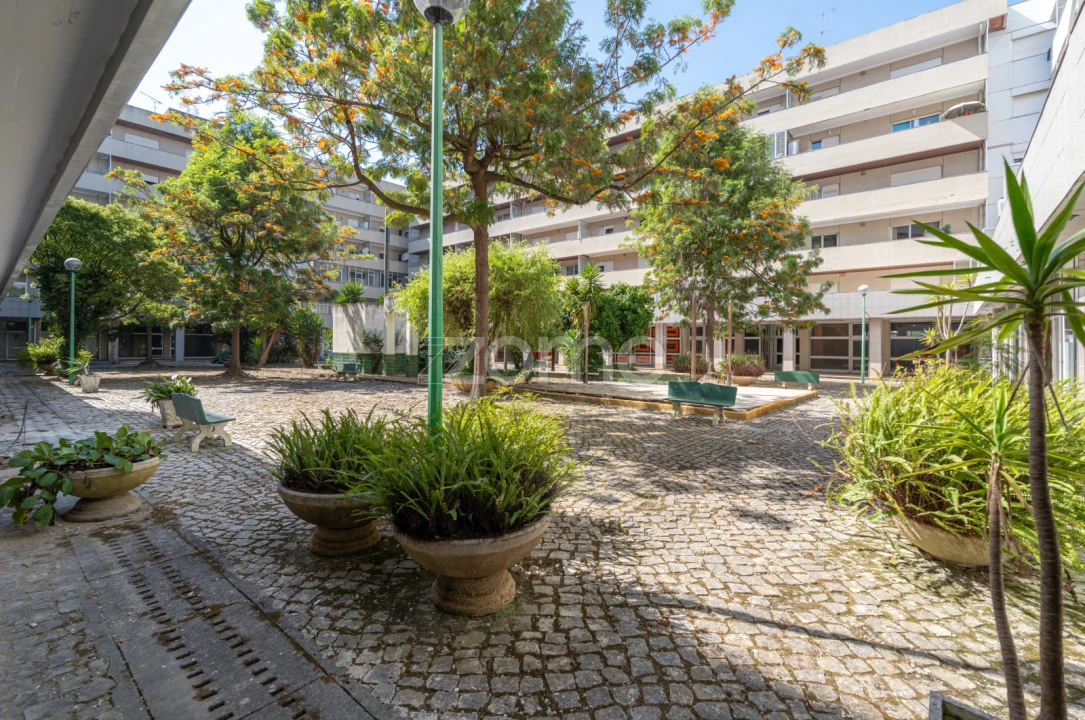 Apartamento T1 para Venda em Tamengos, Aguim e Óis do Bairro Foto 34
