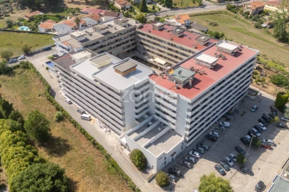 Apartamento T1 para Venda em Tamengos, Aguim e Óis do Bairro