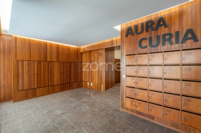 Apartamento T1 para Venda em Tamengos, Aguim e Óis do Bairro