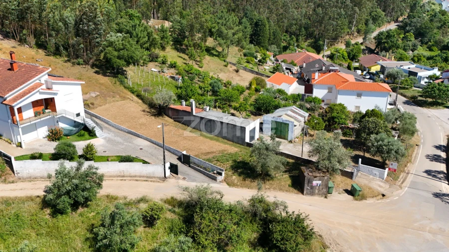 Terreno para Venda em Eiras e São Paulo de Frades