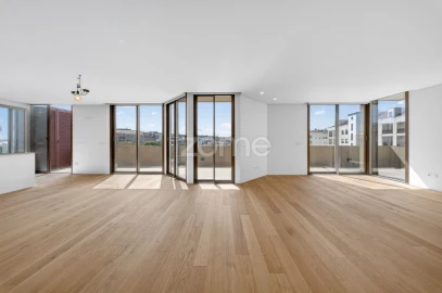 Apartamento T4 para Venda em Marrazes e Barosa