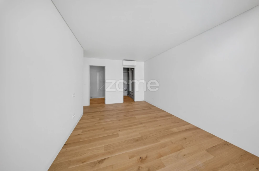 Apartamento T4 para Venda em Marrazes e Barosa Foto 36