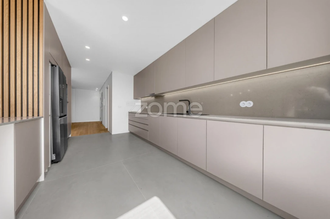 Apartamento T4 para Venda em Marrazes e Barosa Foto 13