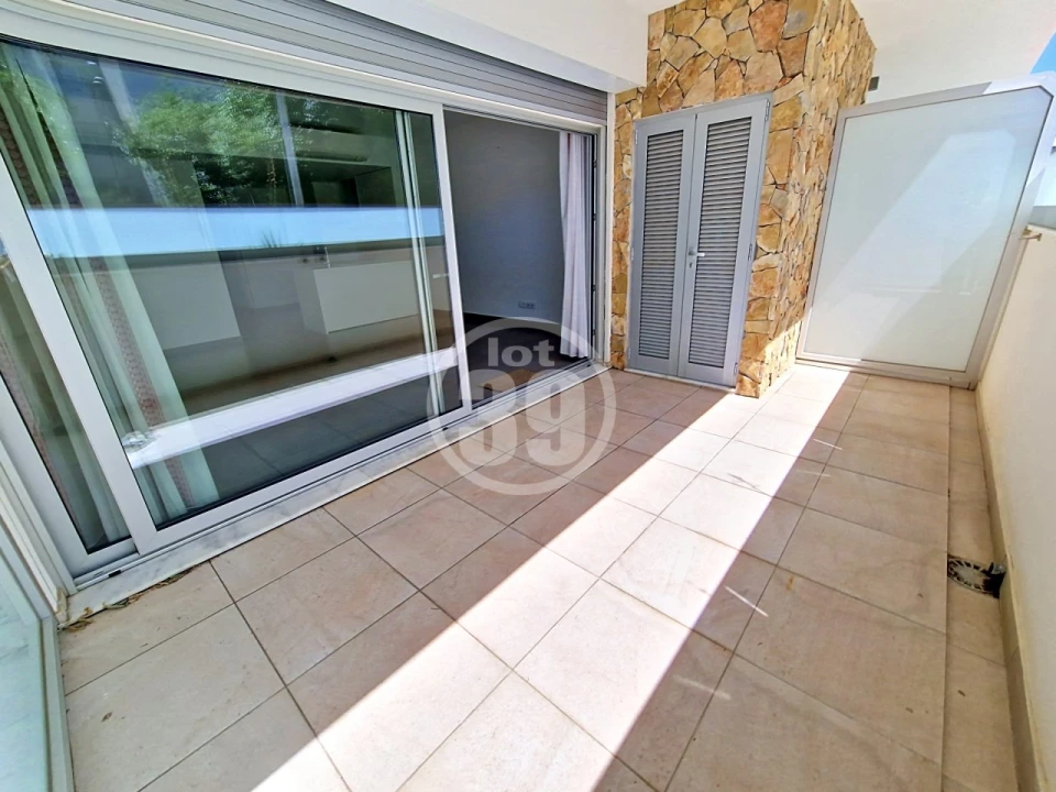 Apartamento T1 para Venda em Albufeira e Olhos de Água Foto 8