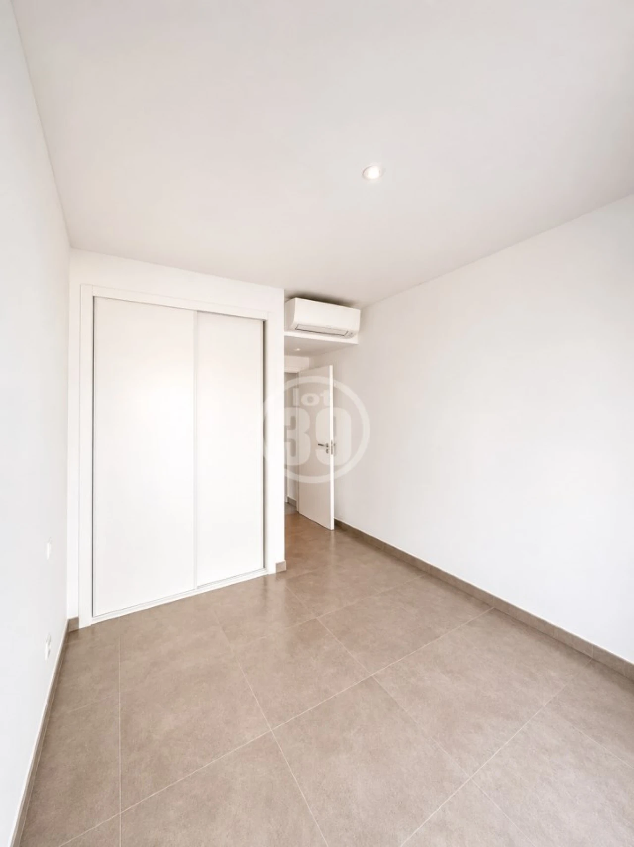 Apartamento T1 para Venda em Albufeira e Olhos de Água Foto 7
