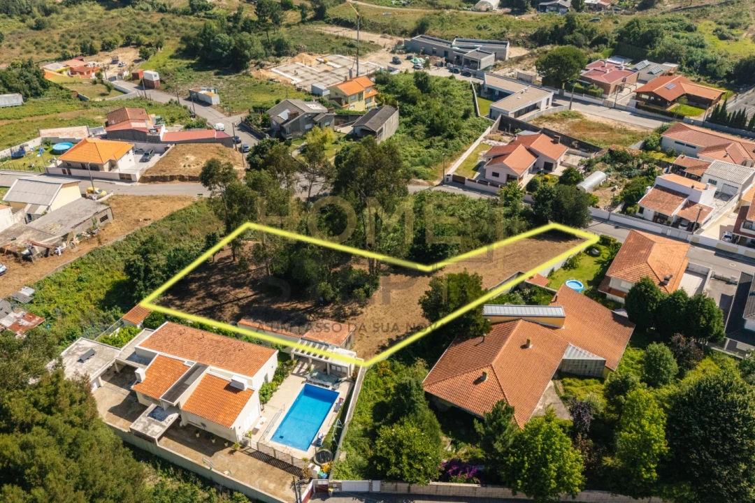 Terreno para Venda em Mafamude e Vilar do Paraíso Foto 8