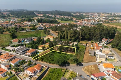 Terreno para Venda em Mafamude e Vilar do Paraíso