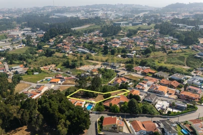 Terreno para Venda em Mafamude e Vilar do Paraíso