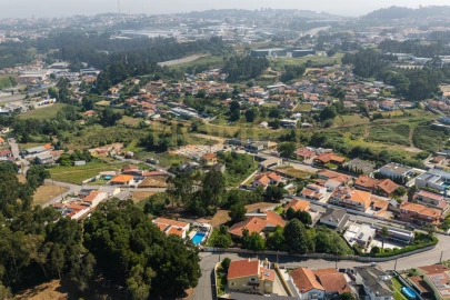 Terreno para Venda em Mafamude e Vilar do Paraíso