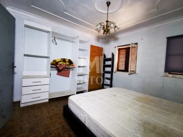 Moradia T4 para Venda em Geraz do Lima (Santa Maria, Santa Leocádia, Moreira), Deão