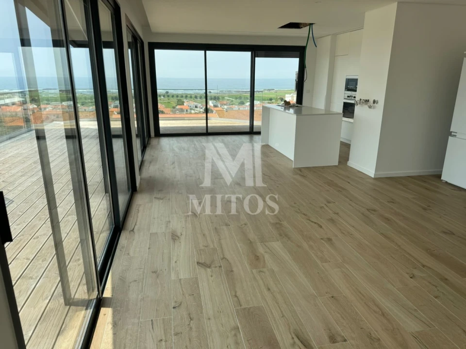 Apartamento T3 para Venda em Areosa Foto 4