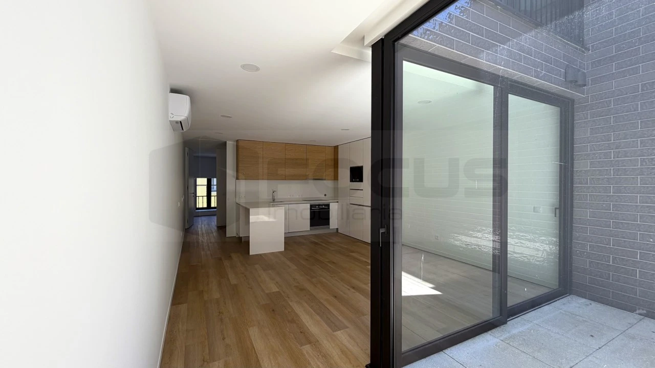 Apartamento T1 para Venda em Glória e Vera Cruz Foto 2