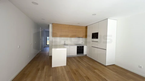 Apartamento T1 para Venda em Glória e Vera Cruz