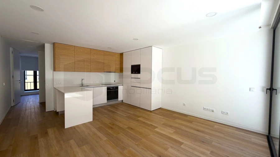 Apartamento T1 para Venda em Glória e Vera Cruz Foto 8