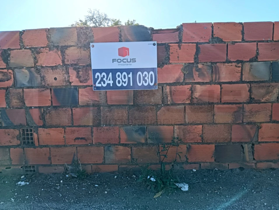 Terreno para Venda em Oiã Foto 2