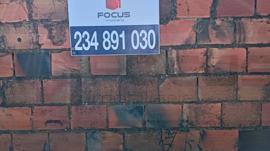 Terreno para Venda em Oiã