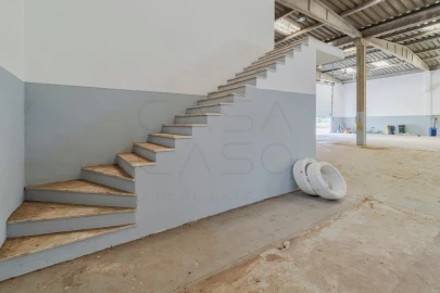 Armazém para Venda em Sado