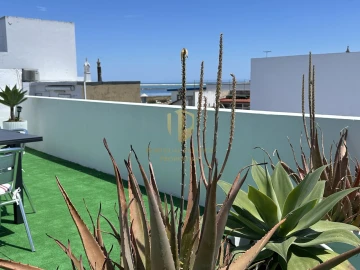 Moradia T3 para Venda em Moncarapacho e Fuseta