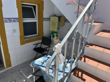 Moradia T3 para Venda em Moncarapacho e Fuseta