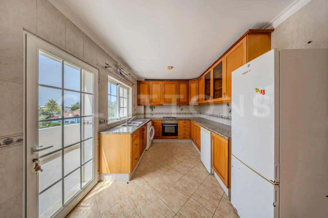 Apartamento T3 para Venda em Guia Foto 3