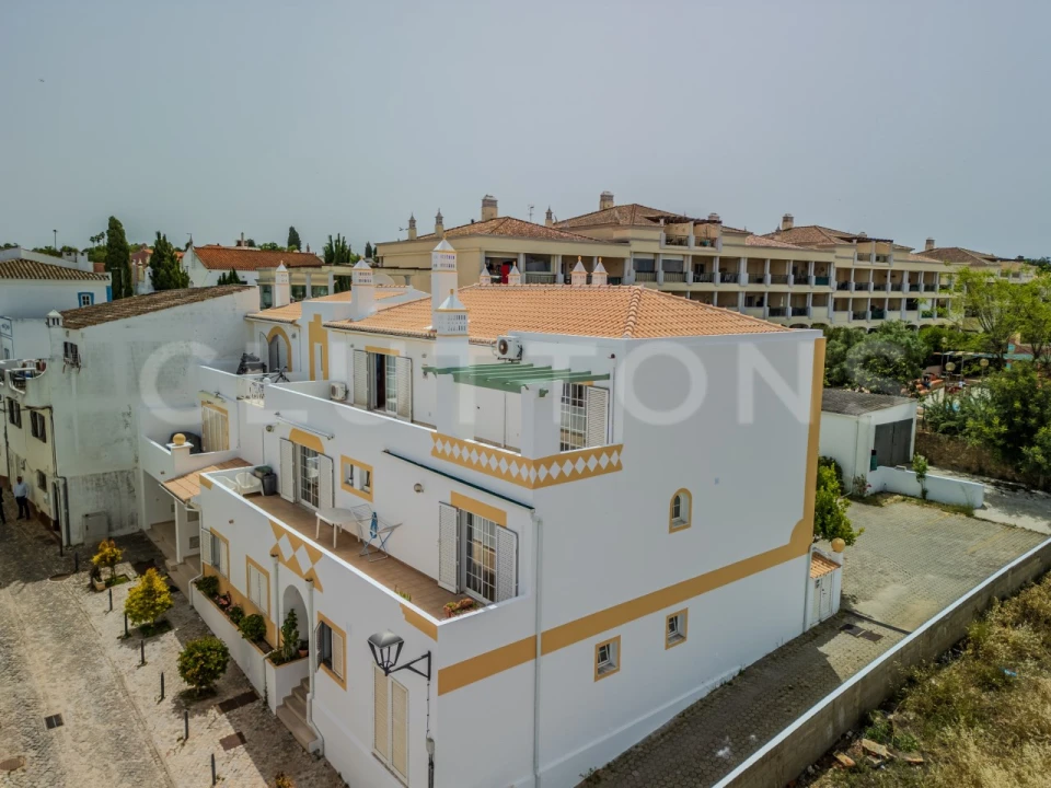 Apartamento T3 para Venda em Guia Foto 1