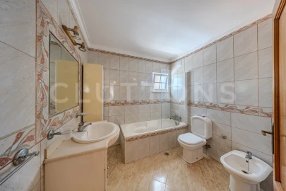 Apartamento T3 para Venda em Guia