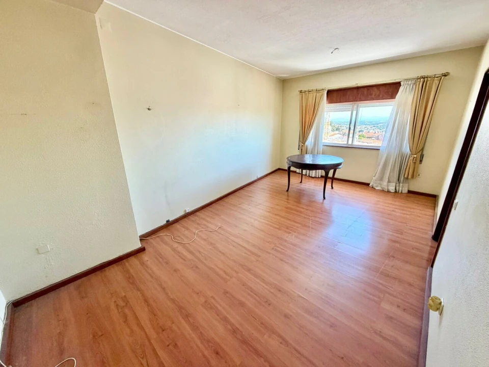Apartamento T2 para Venda em Bonfim Foto 4