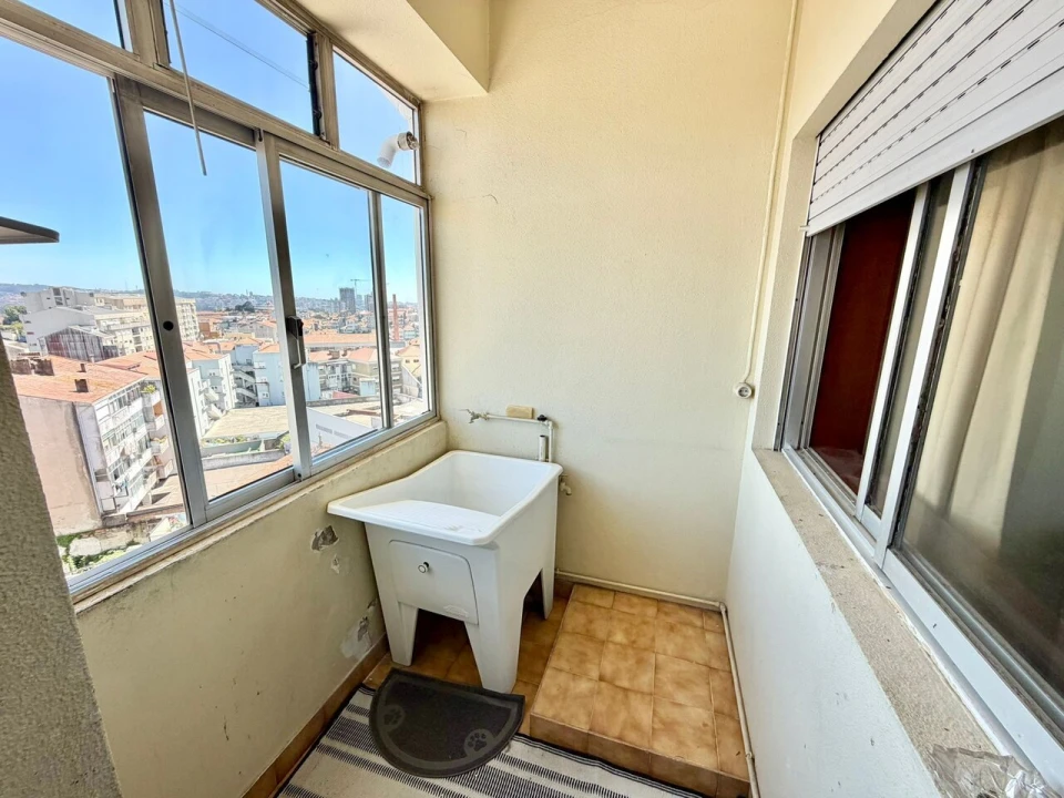 Apartamento T2 para Venda em Bonfim Foto 11
