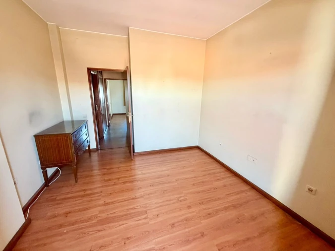 Apartamento T2 para Venda em Bonfim Foto 26