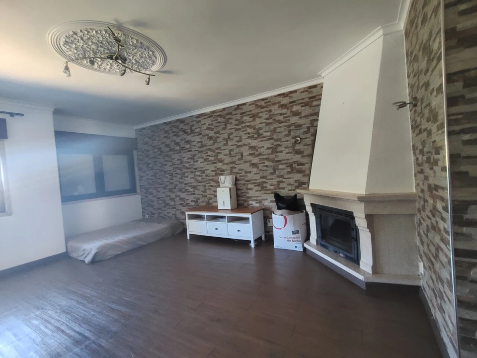Apartamento T2 para Venda em Massamá e Monte Abraão Foto 6