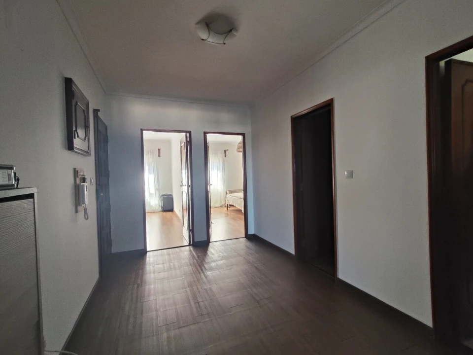 Apartamento T2 para Venda em Massamá e Monte Abraão Foto 3