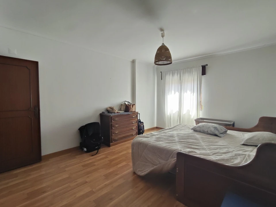 Apartamento T2 para Venda em Massamá e Monte Abraão Foto 10
