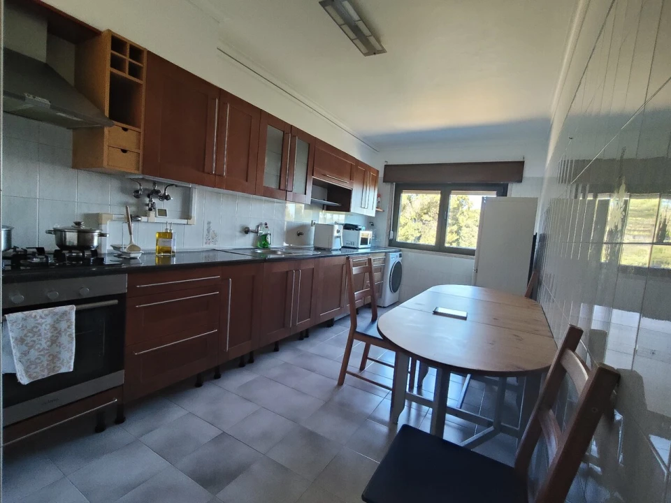 Apartamento T2 para Venda em Massamá e Monte Abraão Foto 19