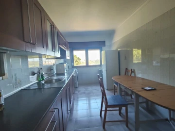 Apartamento T2 para Venda em Massamá e Monte Abraão