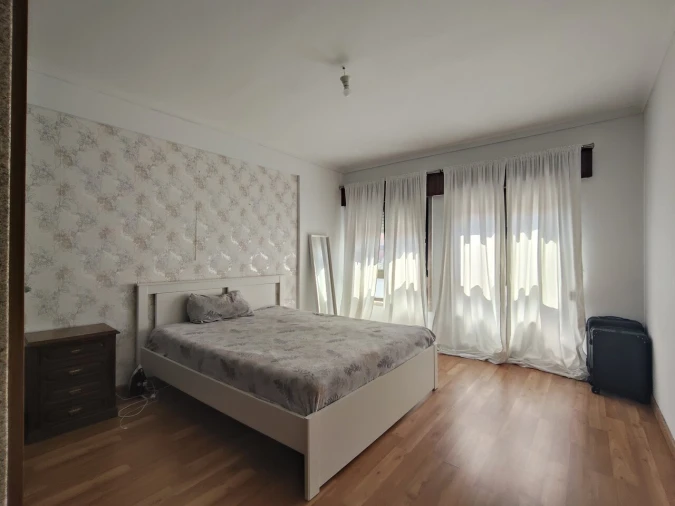 Apartamento T2 para Venda em Massamá e Monte Abraão Foto 13