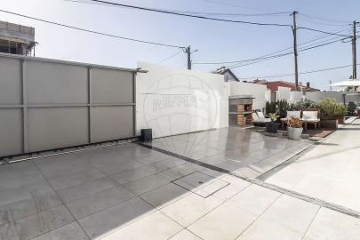 Moradia T3 para Venda em Fernao Ferro