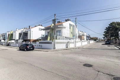 Moradia T3 para Venda em Fernao Ferro