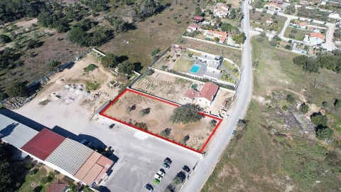 Terreno para Venda em Azeitão (São Lourenço e São Simão)