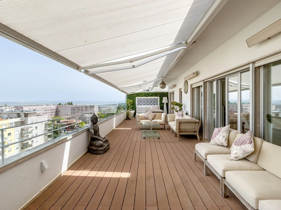 Apartamento T6 para Venda em Parque das Nações Foto 1