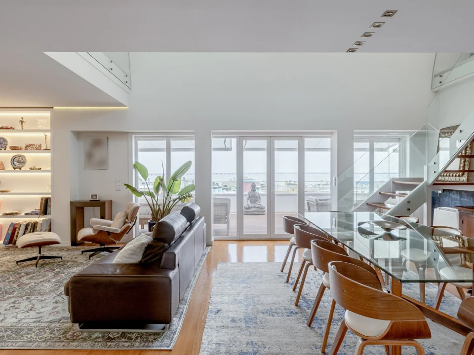 Apartamento T6 para Venda em Parque das Nações Foto 15