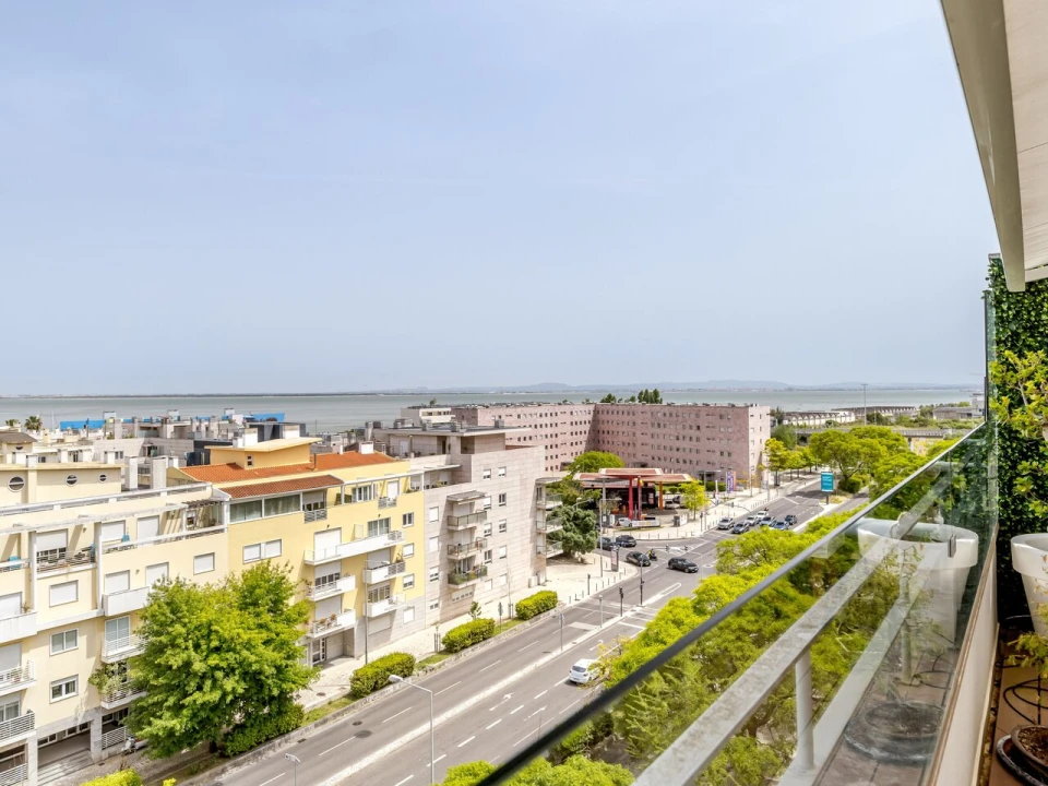 Apartamento T6 para Venda em Parque das Nações Foto 43