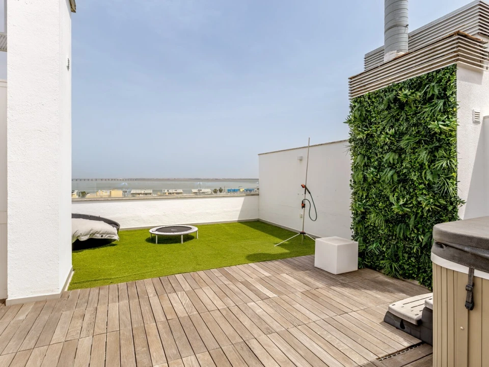 Apartamento T6 para Venda em Parque das Nações Foto 54
