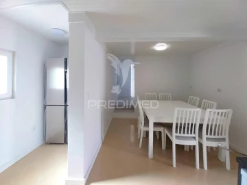 Moradia T9 para Venda em Ajuda