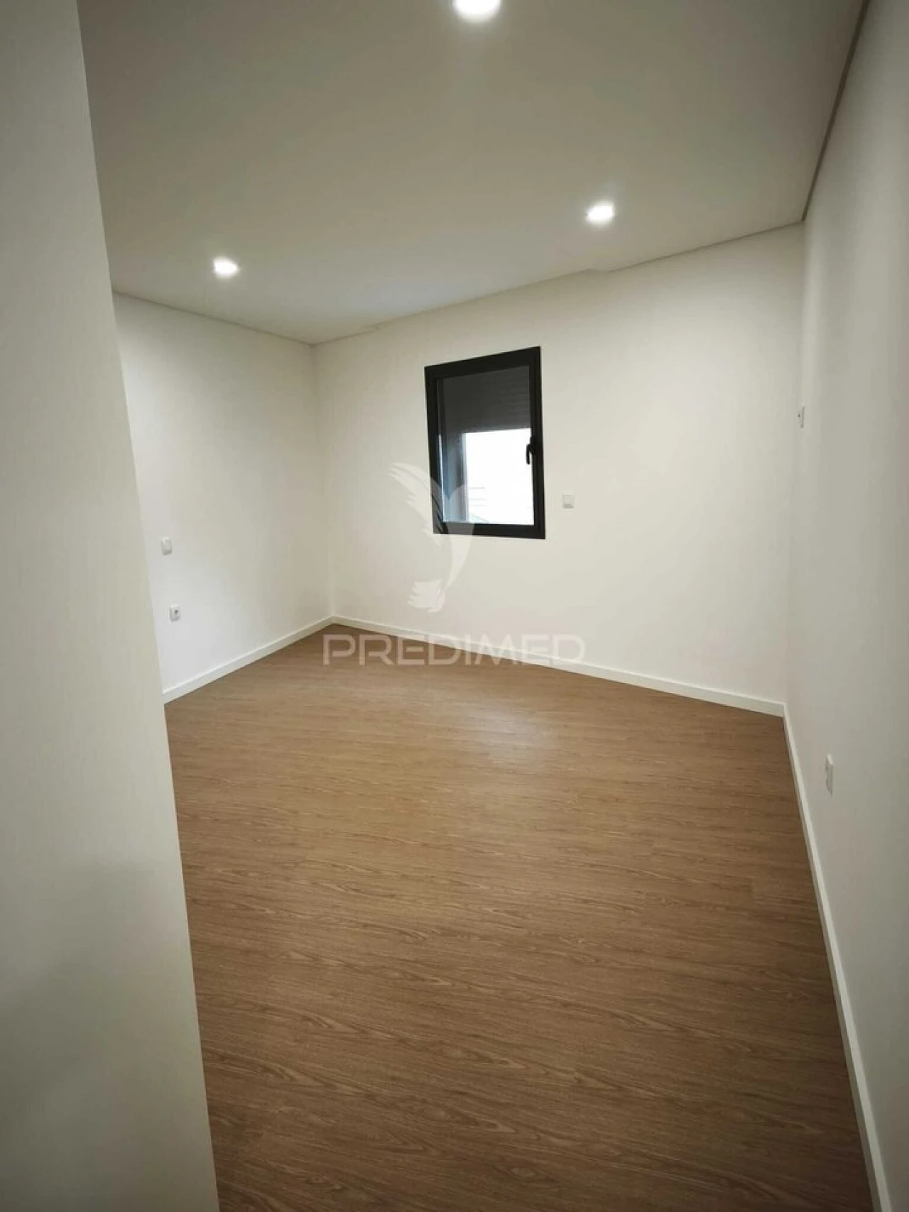 Apartamento T1 para Venda em Esgueira Foto 3