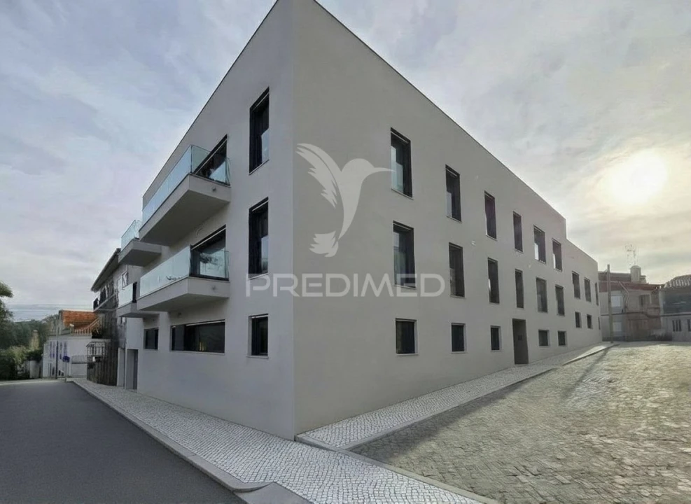 Apartamento T1 para Venda em Esgueira Foto 2