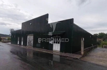 Armazém para Venda em Préstimo e Macieira de Alcoba