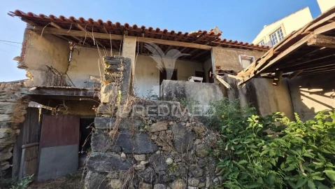 Moradia T6 para Venda em Ferreira do Zezere