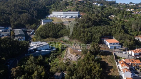 Terreno para Venda em Caniço
