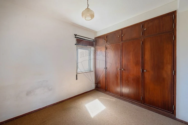 Apartamento T1 para Venda em Aljezur Foto 6